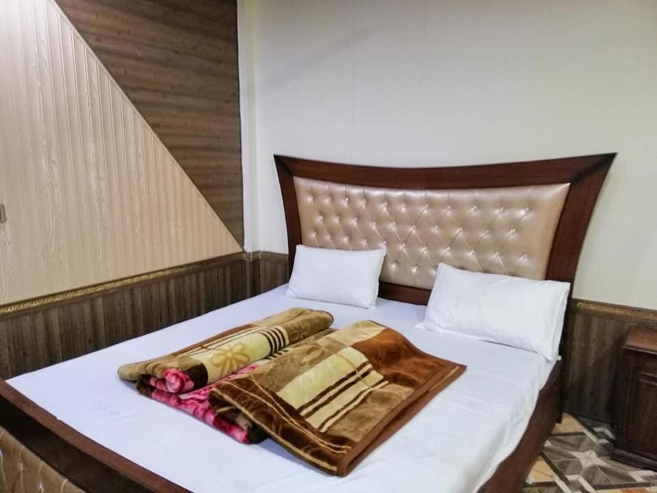 Madina Tower Hotel & Restaurant Bahrain 외부 사진